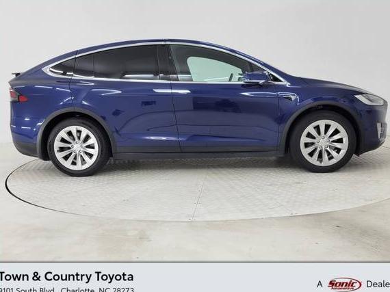 TESLA MODEL X 2019 5YJXCDE21KF181251 image